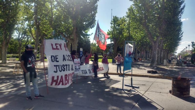 Fuego cruzado entre Galli y la Mesa de Emergencia